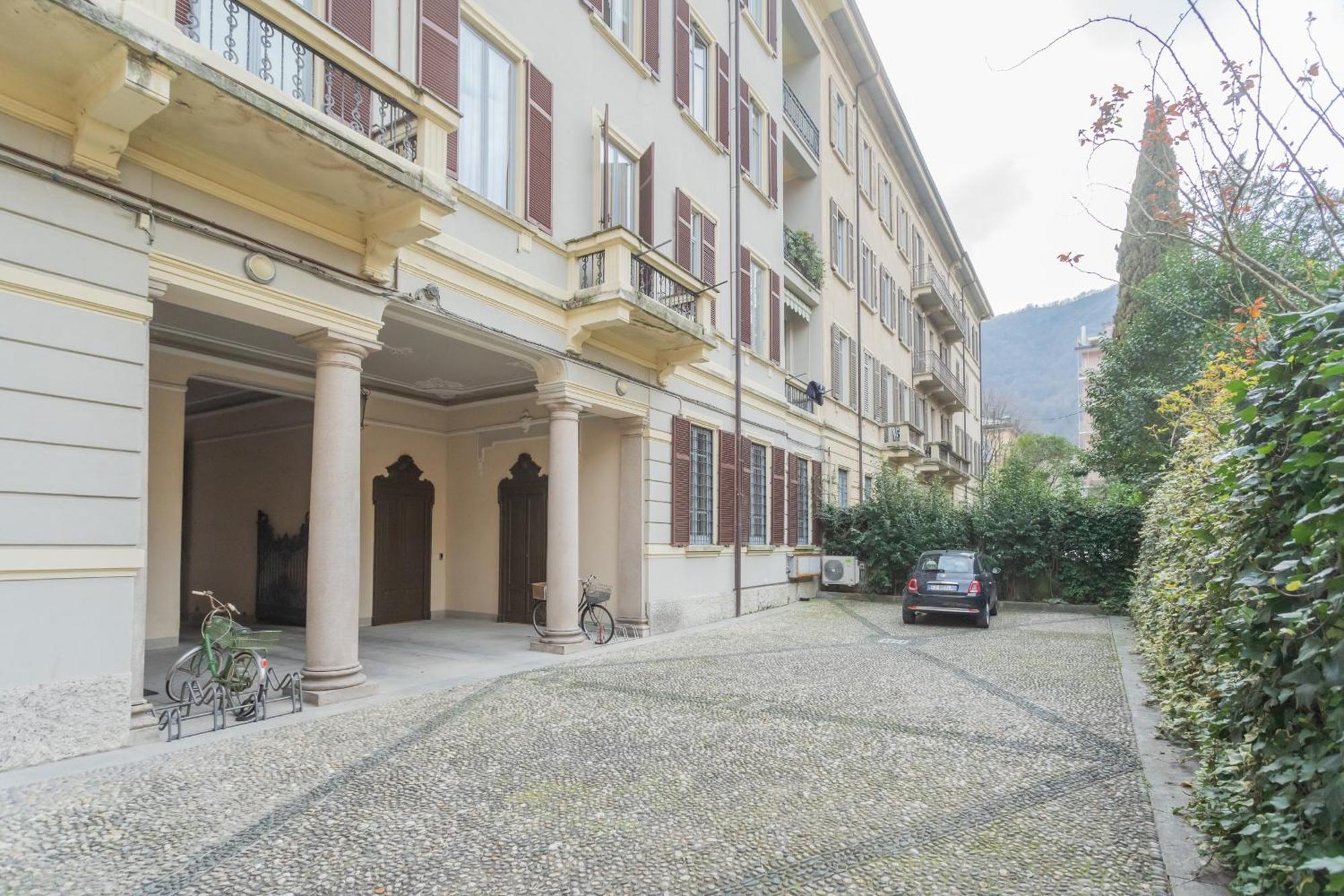 Cinque Giornate 70 Suites By Rent All Como Exterior photo